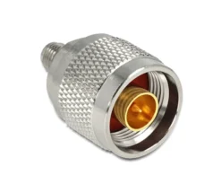 Adapter med N-hann til RP-SMA-hunn