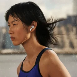 Apple AirPods (3. gen.) med MagSafe-ladeetui