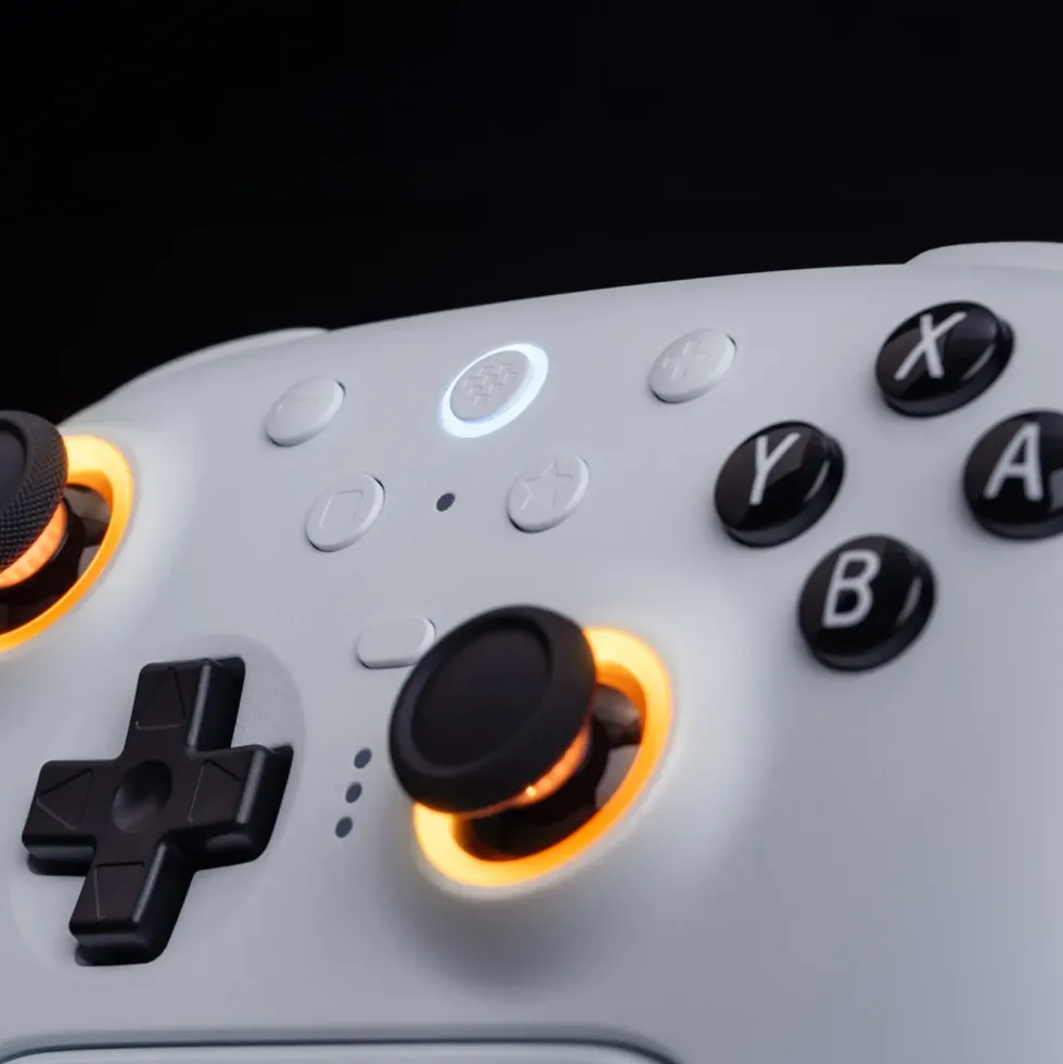8Bitdo Ultimate 2 Bluetooth-kontroller Hvit
