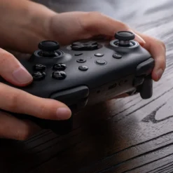 8Bitdo Ultimate 2 Bluetooth-kontroller Svart