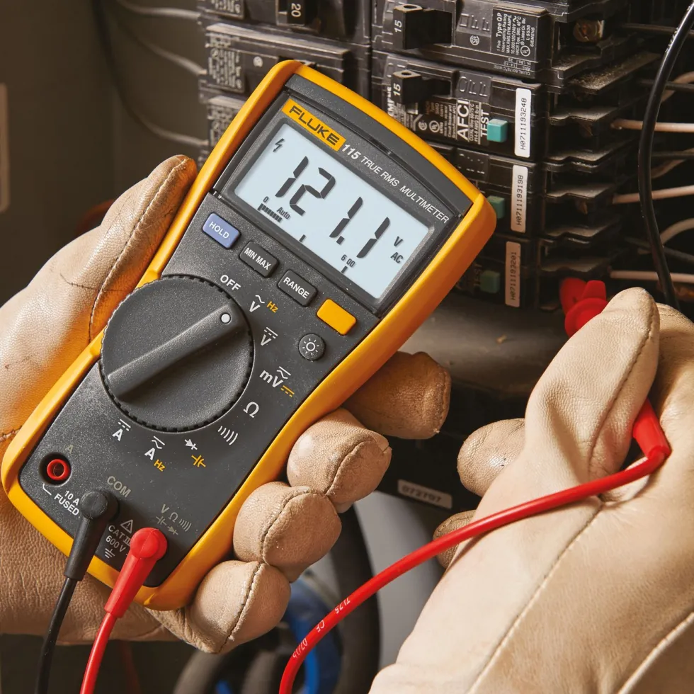Fluke 115 Multimeter