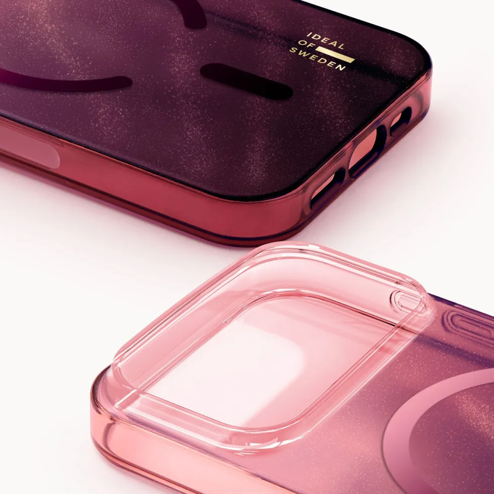 IDEAL OF SWEDEN Clear MagSafe Case – mobildeksel til iPhone 17 Pro Max Cherry Lacquer