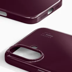 IDEAL OF SWEDEN Slim MagSafe Case – mobildeksel til iPhone 16 Glossy Cherry