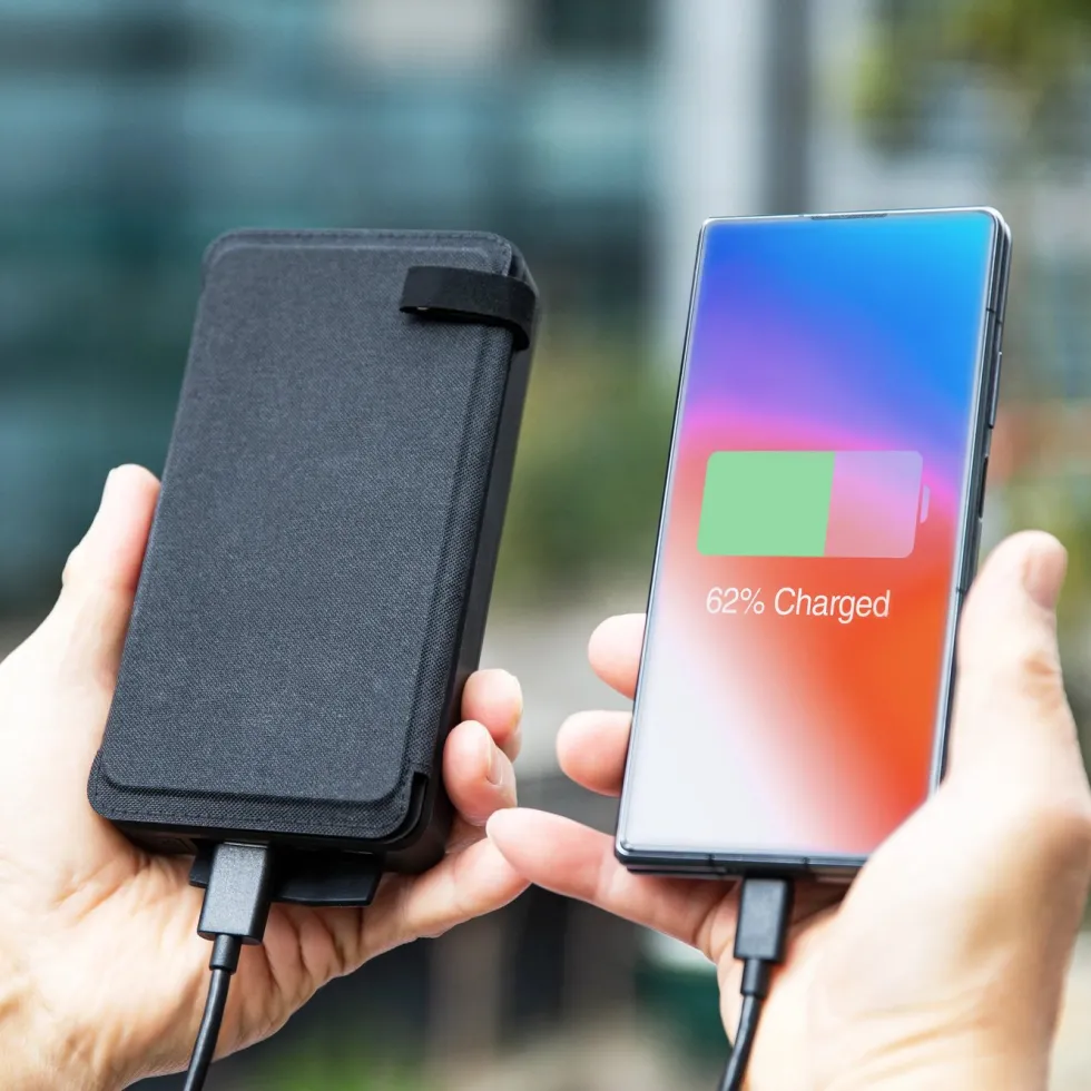 Linocell Powerbank med solcellelading 20 W 8000 mAh