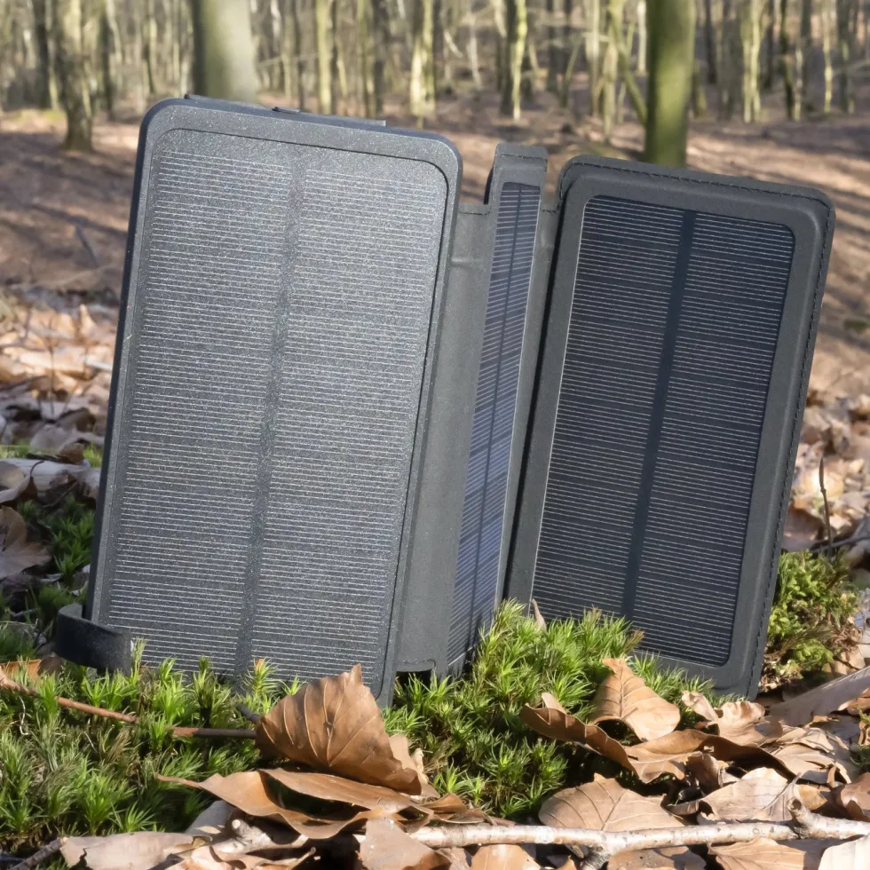 Linocell Powerbank med solcellelading 20 W 8000 mAh