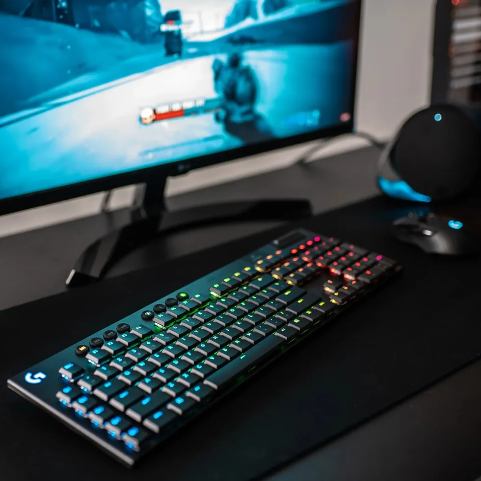 Logitech G 915 Lightspeed Mekanisk tastatur GL Tactile