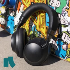 Nomadelic Hybrid ANC Headphones Solo 200