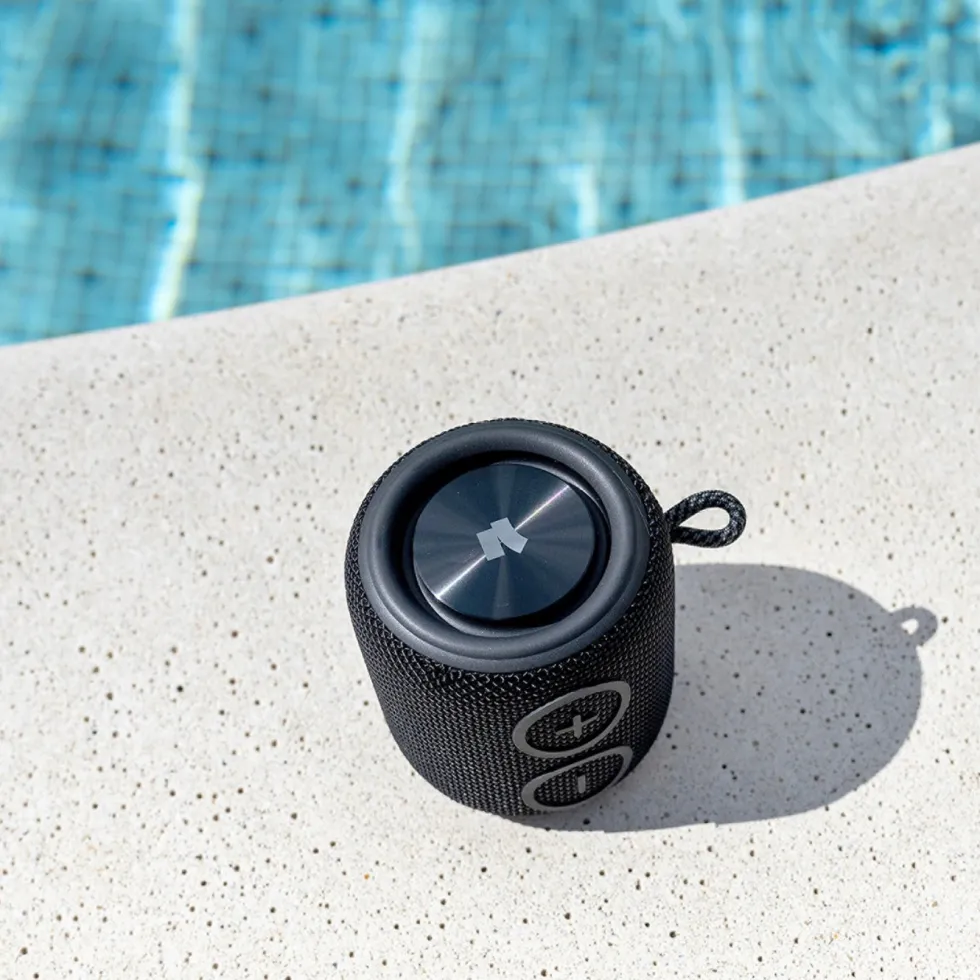 Nomadelic Loud 705 Vanntett Bluetooth-høyttaler Svart