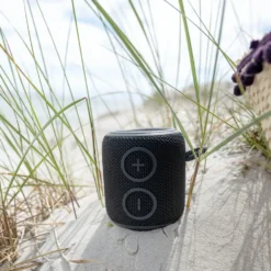 Nomadelic Loud 705 Vanntett Bluetooth-høyttaler Svart
