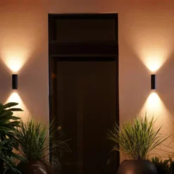 Philips Hue Appear Fasadelampe utendørs