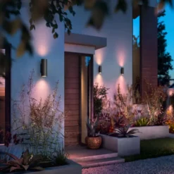 Philips Hue Appear Fasadelampe utendørs