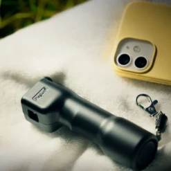 Plegium Smart forsvarsspray med Bluetooth Svart