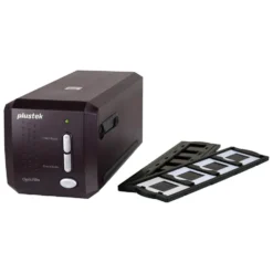Plustek OpticFilm 8300i SE filmskanner for 35 mm Svart