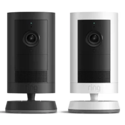 Ring Outdoor Cam Plus Battery - Retinal 2K overvåkingskamera Svart