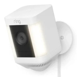 Ring Spotlight Cam Plus Plug-In Overvåkingskamera Hvit