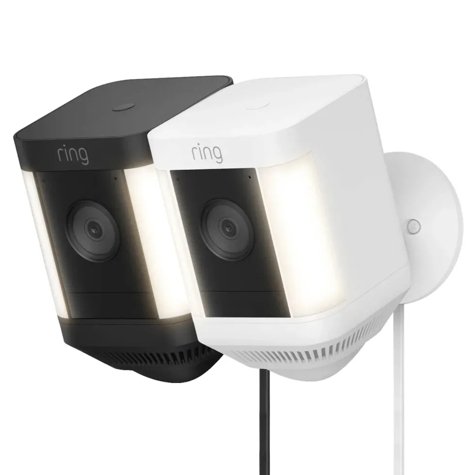 Ring Spotlight Cam Plus Plug-In Overvåkingskamera Hvit