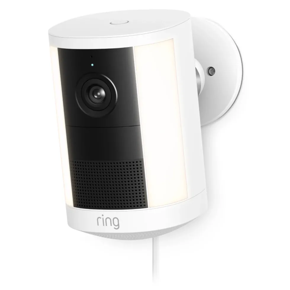 Ring Spotlight Cam Pro plug-in overvåkingskamera Hvit