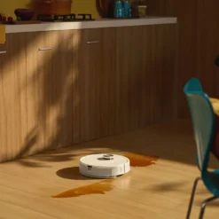 Roborock Q7 TF+ robotstøvsuger med basestasjon Hvit