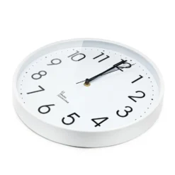 Rubicson Radiostyrt veggklokke 30 cm
