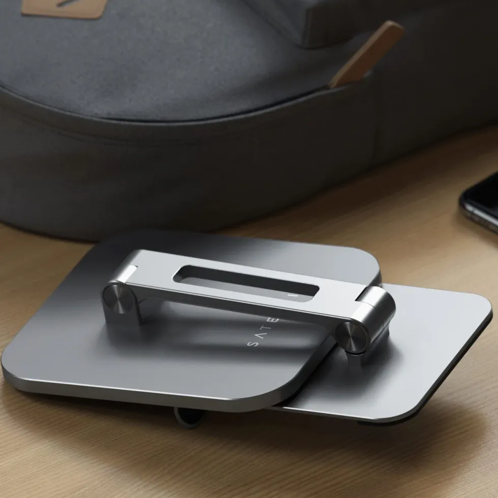 Satechi Aluminum Desktop Stand for iPad Pro