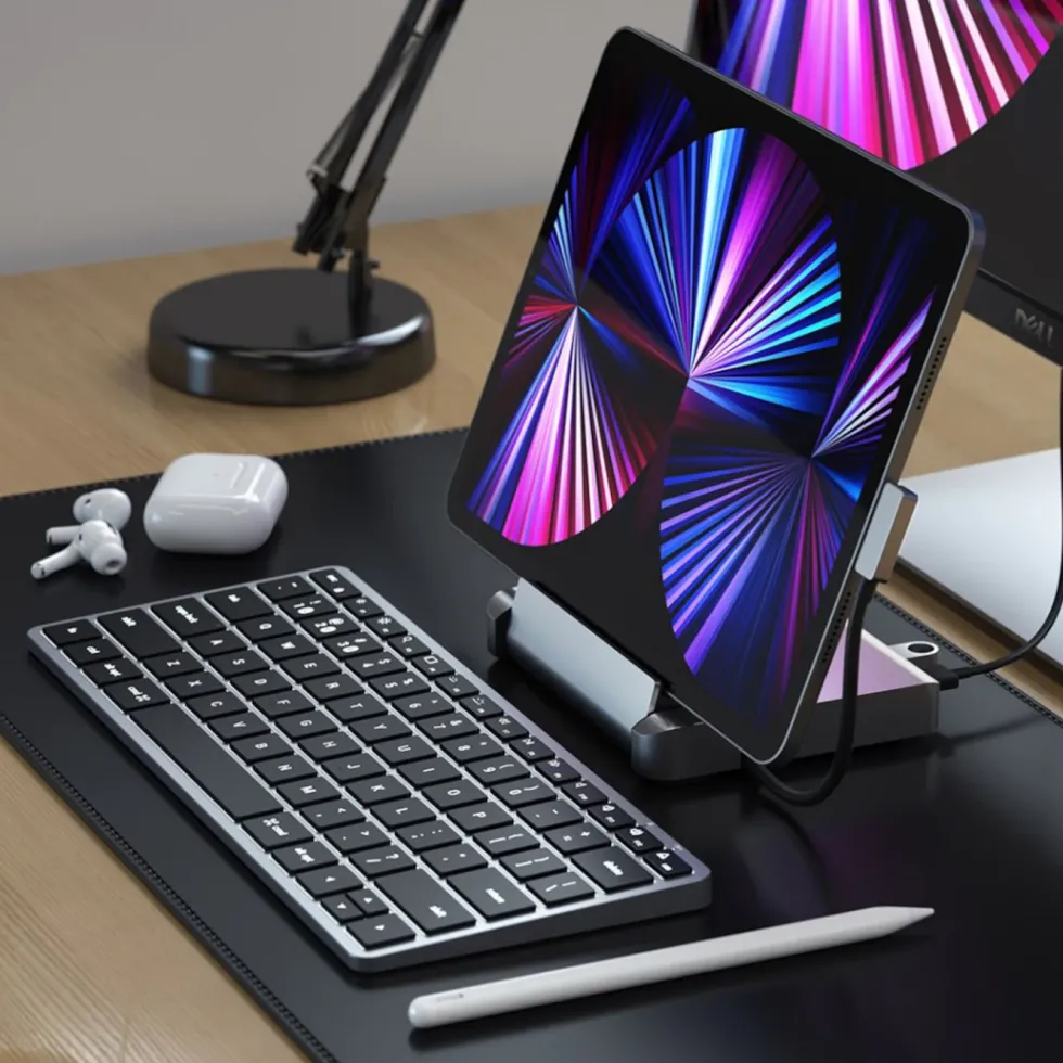 Satechi Aluminum Stand Hub for iPad Pro (2018 og nyere)