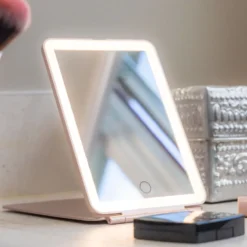 Sminkespeil med LED-belysning