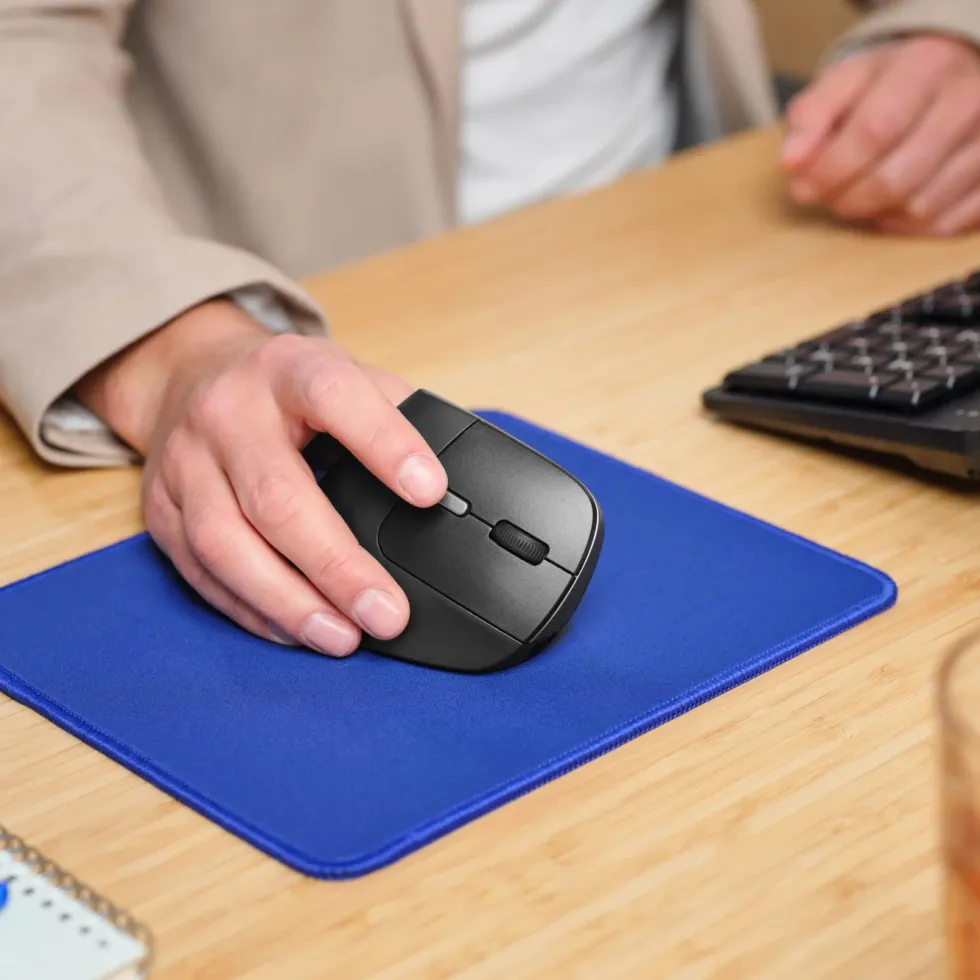 Trust Bayo II ergonomisk trådløs mus