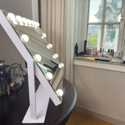 Wilfa Star Hollywood-sminkespeil