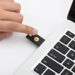 Yubico YubiKey 5 NFC Sikkerhetsnøkkel med USB-A